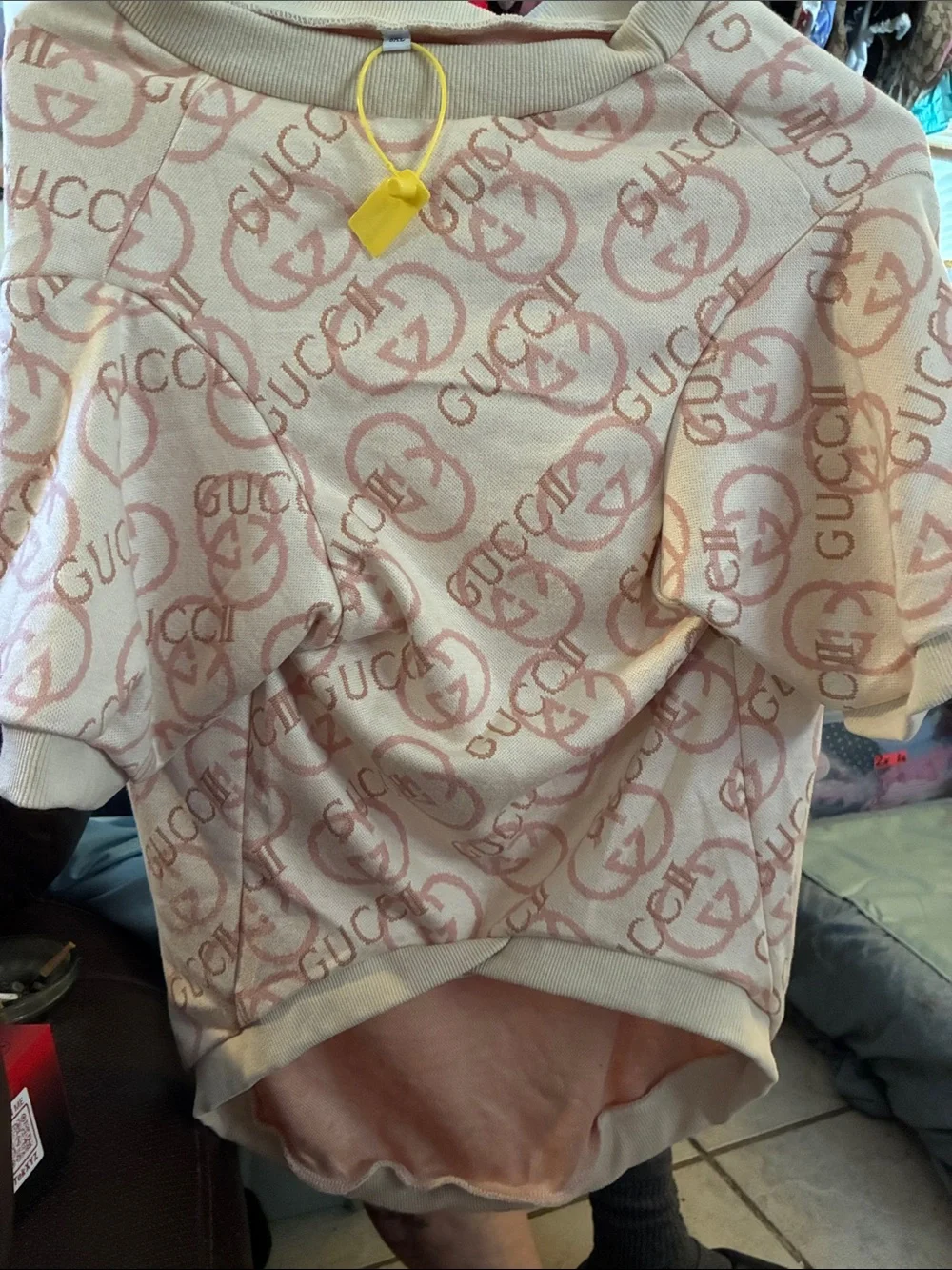 Pet sweater - Picture 1 of 3